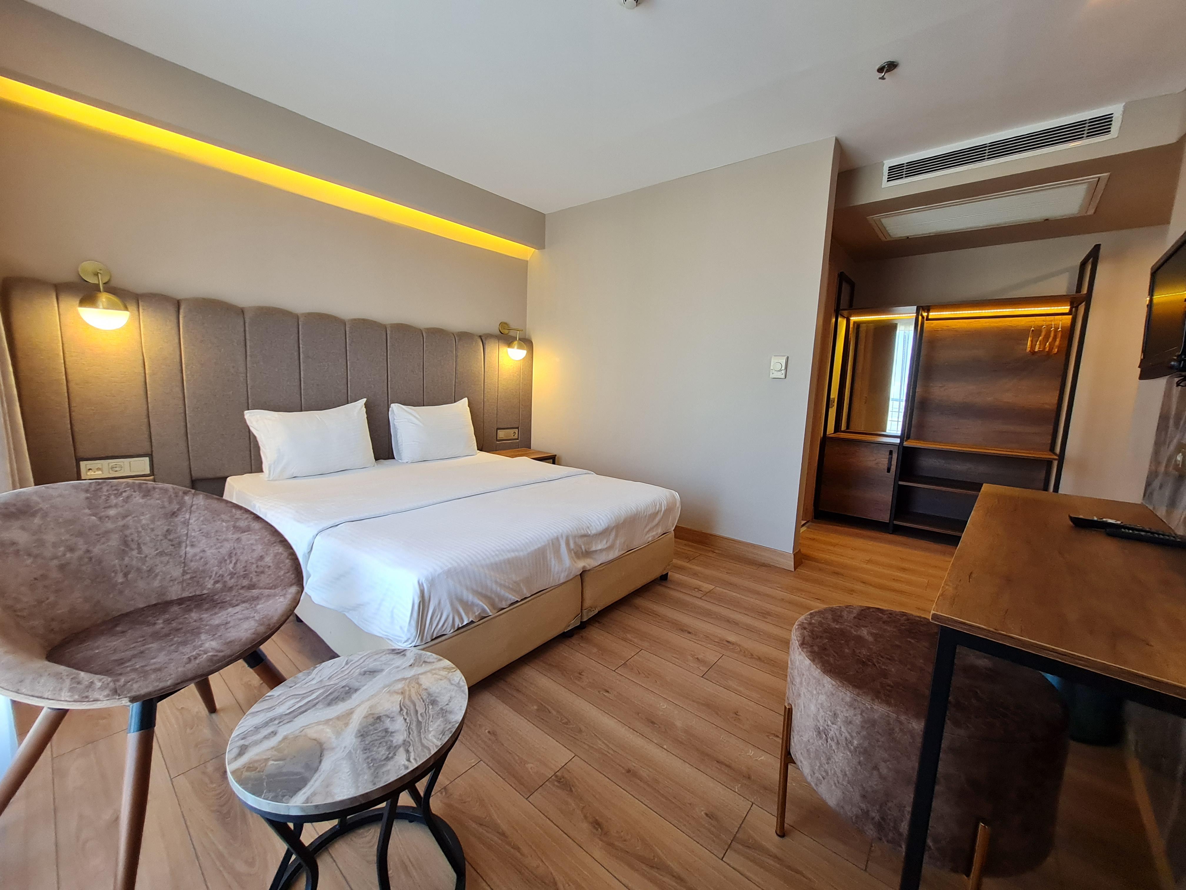 Air Boss Istanbul Airport And Fair Hotel Exterior photo